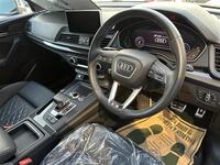 アウディ SQ5 SQ5_RHD_4WD(ティプトロニック_3.0)