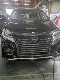 日産 エルグランド 350ハイウェイスター プレミアム アーバンクロム_7人乗り(CVT_3.5)