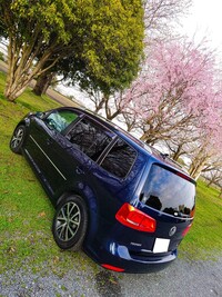 フォルクスワーゲン ゴルフトゥーラン TSI ハイライン_RHD(DSG_1.4)
