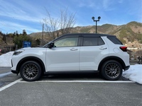 ダイハツ ロッキー プレミアム_4WD(CVT_1.0)