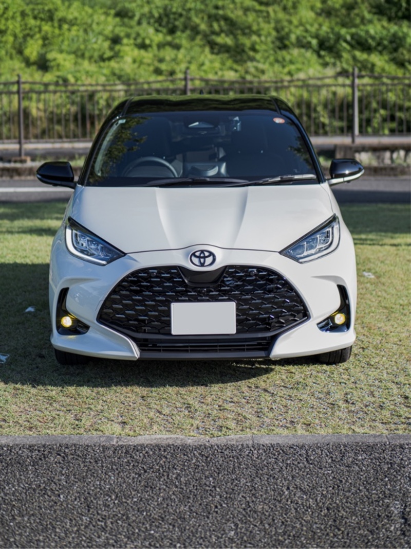 トヨタ ヤリスハイブリッド Z“ウルバーノ”(CVT_1.5_ハイブリッド)