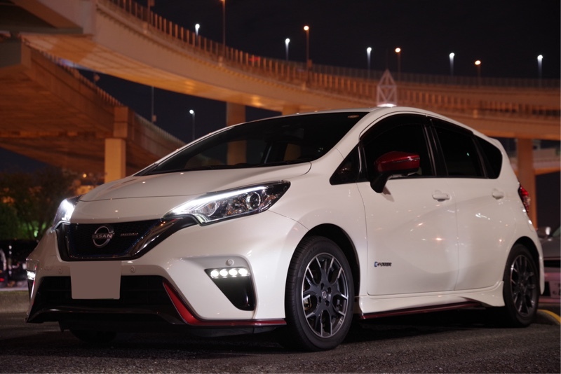 日産 ノート e-POWER eパワー ニスモ(1.2)
