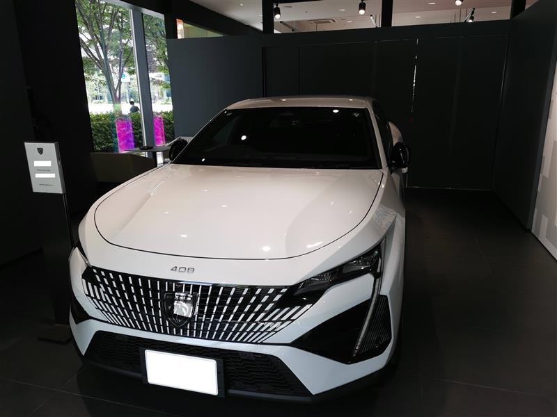 プジョー 408 PHEV GT ハイブリッド_RHD(EAT_1.6)