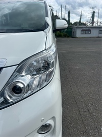 トヨタ ノア ハイブリッド