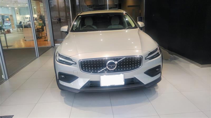 ボルボ V60クロスカントリー クロスカントリー T5 AWD_RHD_AWD(AT_2.0)