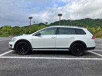 フォルクスワーゲン ゴルフ オールトラック TSI 4モーション_RHD_4WD(DSG_1.8)