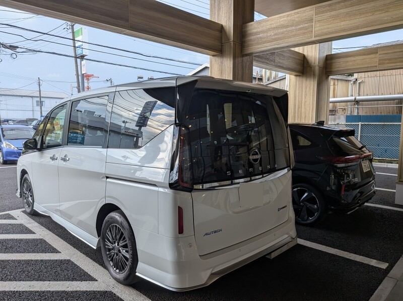 日産 セレナ e-POWER オーテック(1.4)