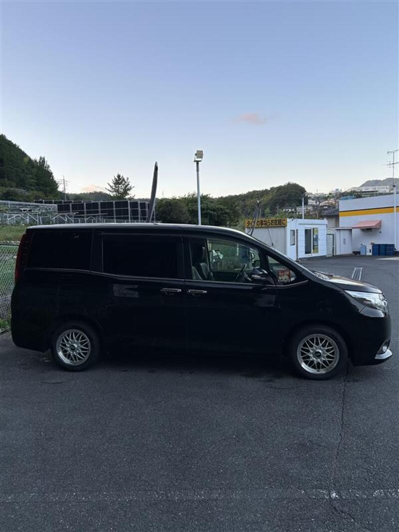 トヨタ エスクァイア