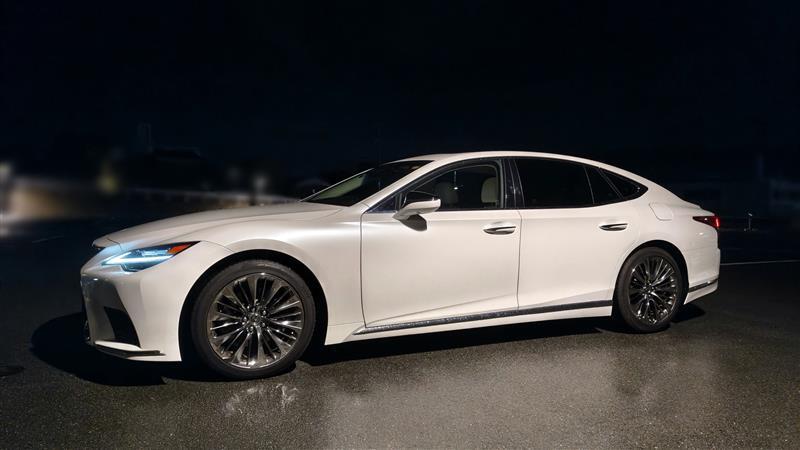 レクサス LS 500“Iパッケージ”(AT_3.5)