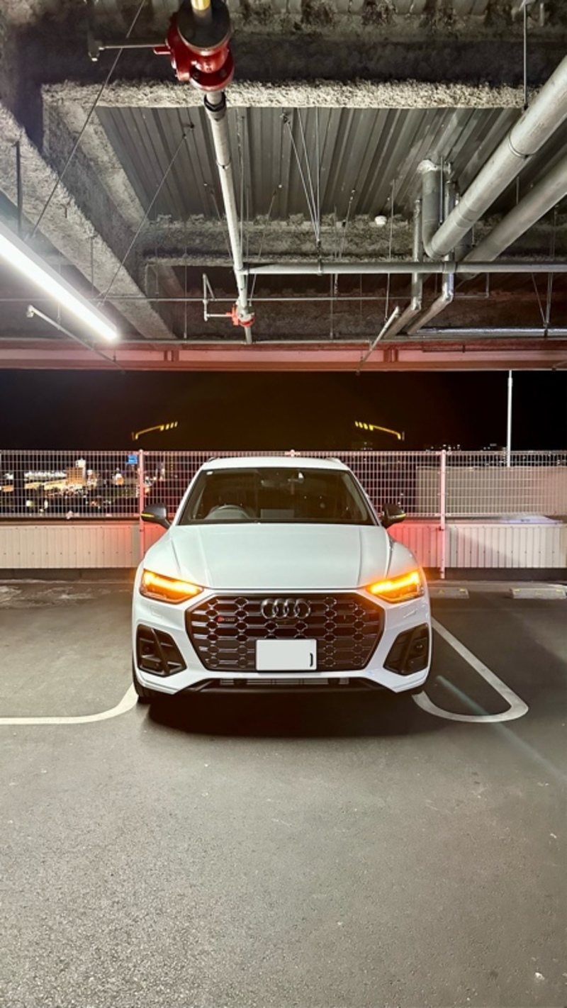アウディ SQ5 SQ5_RHD_4WD(ティプトロニック_3.0)