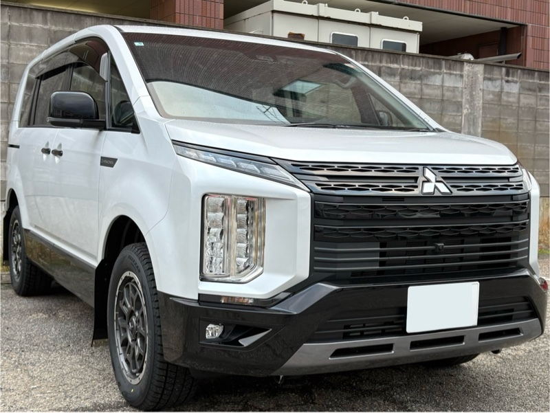 三菱 デリカD:5 シャモニー(電動サイドステップ装着車)_7人乗り_4WD(AT_2.3)