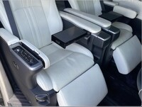 トヨタ アルファードハイブリッド ハイブリッド エグゼクティブラウンジ S_7人乗り_4WD(CVT_2.5)