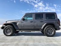 ジープ ラングラー アンリミテッド 80th アニバーサリーエディション_RHD_4WD(AT_2.0)