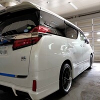 トヨタ ヴェルファイアハイブリッド ハイブリッド Z_7人乗り_E-Four(CVT_2.5)