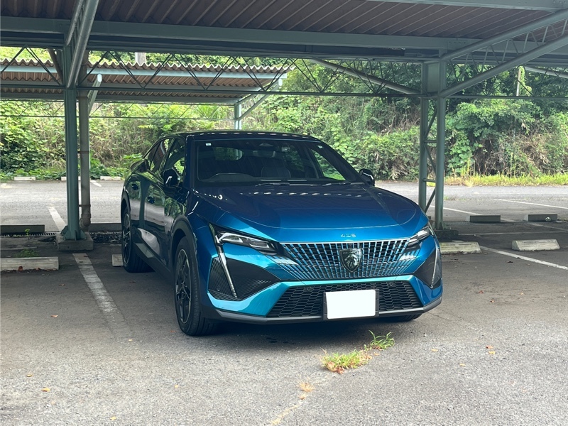 プジョー 408 PHEV GT ハイブリッド_RHD(EAT_1.6)