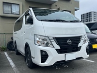 日産 キャラバン バン プレミアムGX プロスタイル_4WD(AT_2.4_ディーゼル)