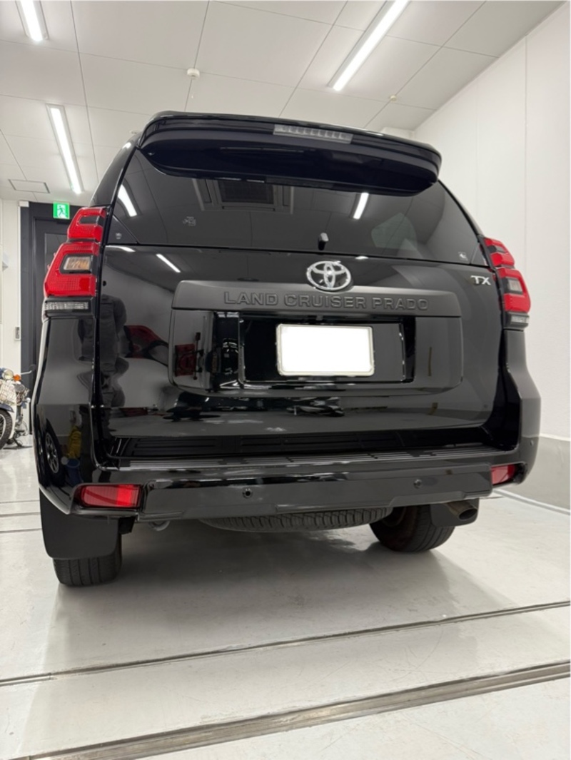 トヨタ ランドクルーザープラド TX“Lパッケージ・マットブラックエディション”_7人乗り_4WD(ECT_2.8)