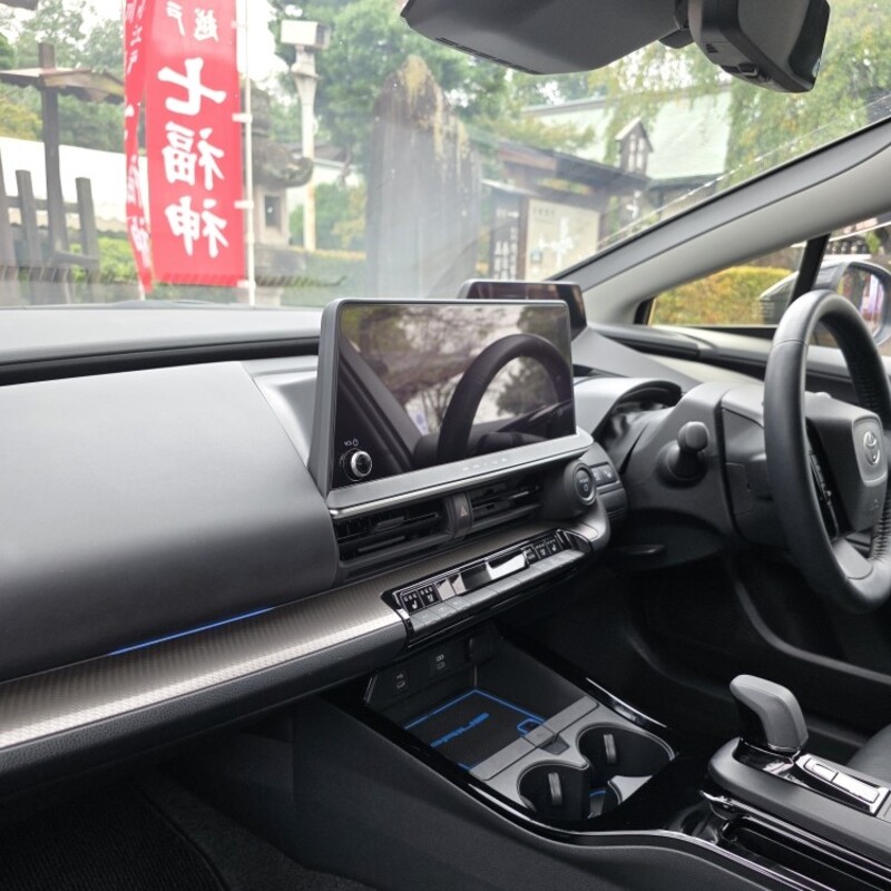 トヨタ プリウス Z(CVT_2.0_ハイブリッド)