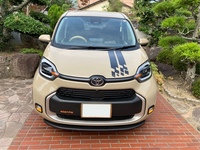 トヨタ シエンタ ハイブリッド Z_7人乗り(CVT_1.5)
