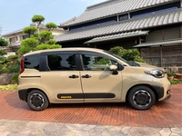 トヨタ シエンタ ハイブリッド Z_7人乗り(CVT_1.5)