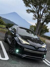 トヨタ C-HRハイブリッド S“GR スポーツ”(CVT_1.8)