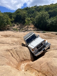 トヨタ ランドクルーザー70 LX 2ドア 4WD(MT_3.4)