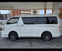 トヨタ ハイエースワゴン GL_4WD(AT_2.7)