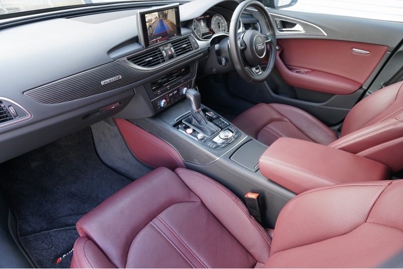 アウディ S6 アバント (ワゴン) S6 アバント_RHD_4WD(AT_4.0)