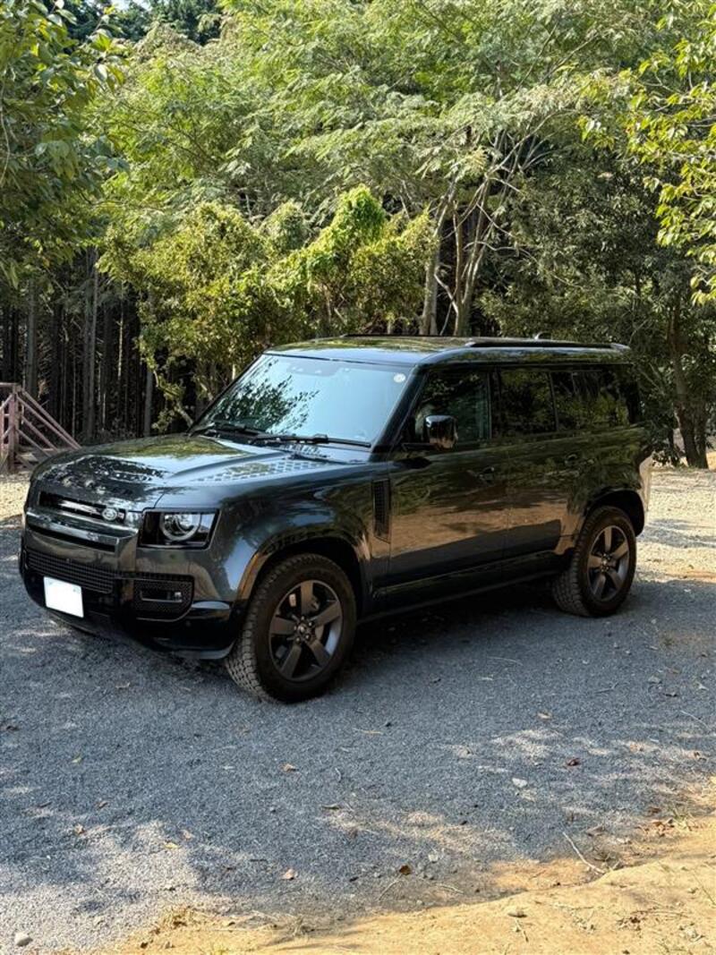 ランドローバー ディフェンダー 110 Xダイナミック HSE D350_RHD_AWD(AT_3.0_ディーゼル）