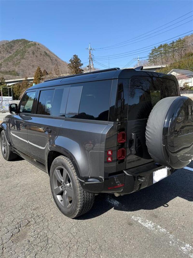 ランドローバー ディフェンダー 110 Xダイナミック HSE D350_RHD_AWD(AT_3.0_ディーゼル）