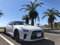 日産 NISSAN GT-R ブラックエディション_4WD(DCT_3.8)