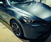 マツダ MAZDA2