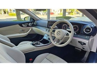 メルセデス・ベンツ Eクラス カブリオレ E200 カブリオレ スポーツ_RHD(AT_2.0)