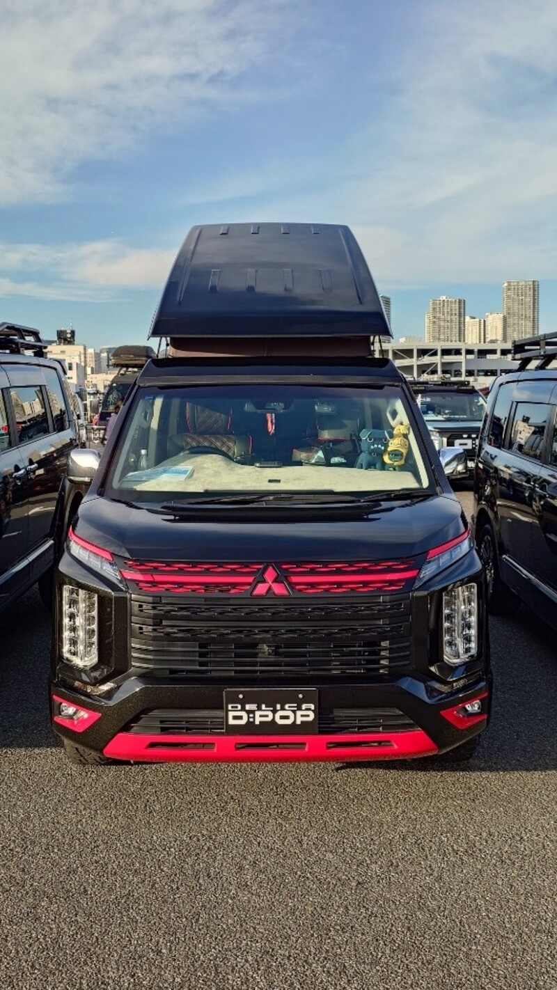 三菱 デリカD:5 P_8人乗り_4WD(AT_2.3)