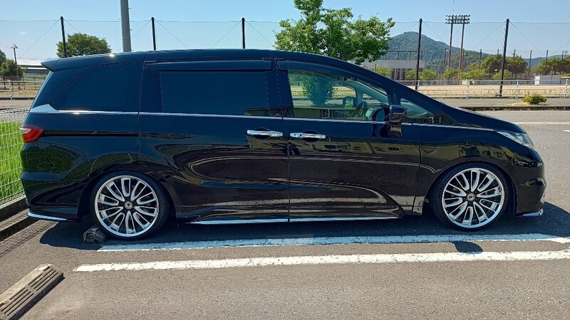 ホンダ オデッセイ アブソルート_7人乗り(CVT_2.4)