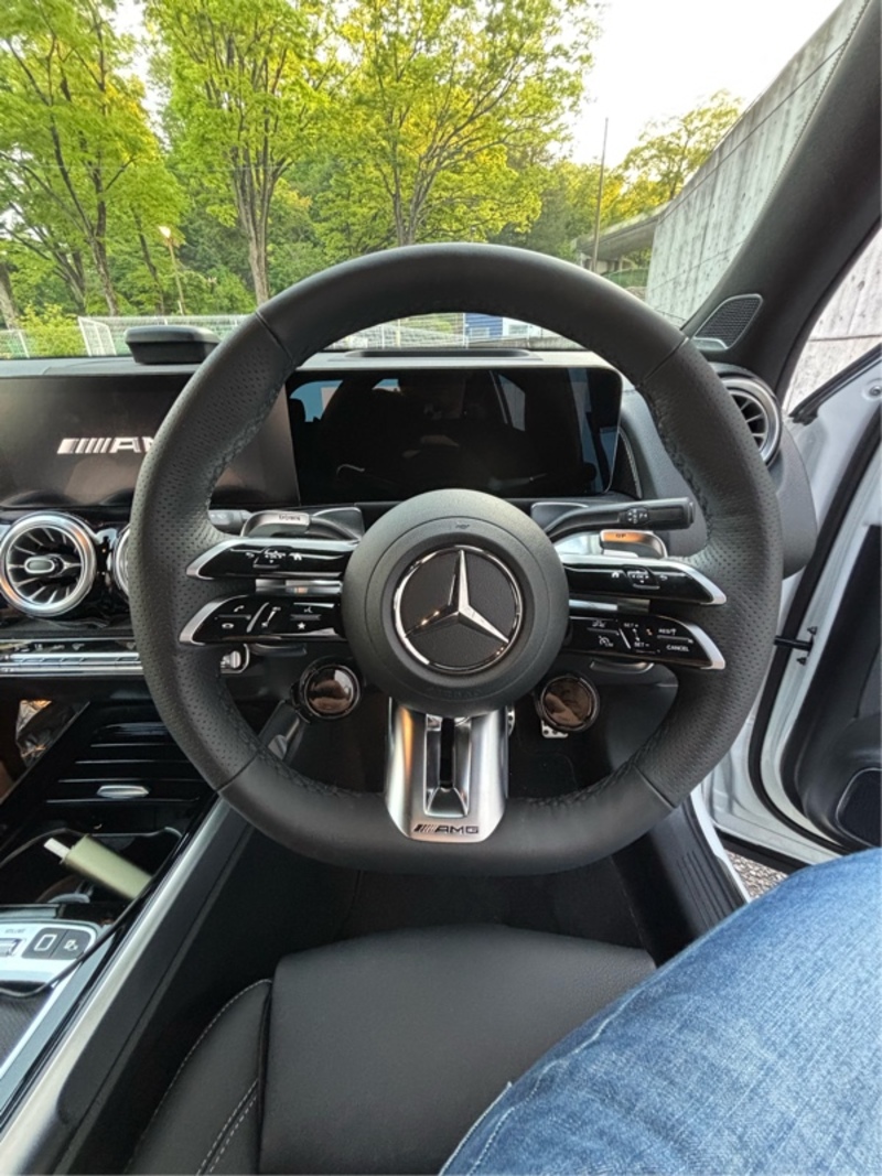 メルセデスAMG GLBクラス GLB35 4マチック_RHD_4WD(AT_2.0)【MP202502】