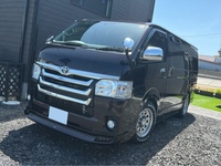 トヨタ ハイエースバン スーパーGL ロング・標準ボディ・標準ルーフ・標準フロア_5人乗り_5ドア_4WD(AT_3.0)