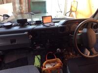 トヨタ ランドクルーザー70 LX4WD(MT_4.2ディーゼル_4ドア)