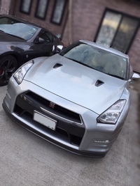 日産 NISSAN GT-R