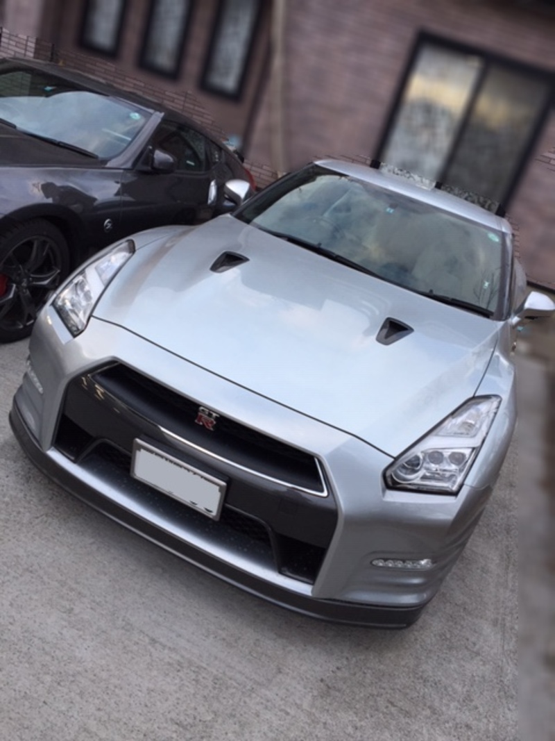 日産 NISSAN GT-R
