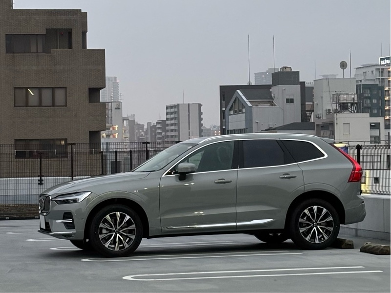 ボルボ XC60 ウルトラ B5 AWD_RHD_AWD(AT_2.0)