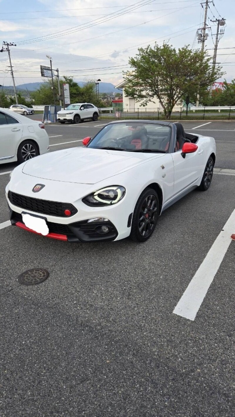 アバルト 124スパイダー アバルト124スパイダー_RHD（MT_1.4）