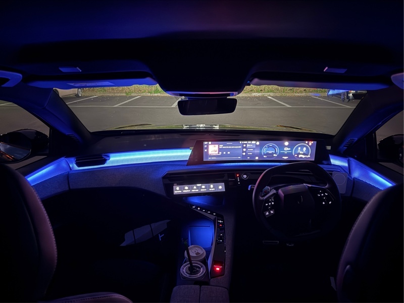 プジョー 3008 GT ハイブリッド アルカンタラパッケージ_RHD(DCT_1.2)