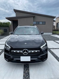 メルセデス・ベンツ GLAクラス GLA200d 4マチック_RHD_4WD(AT_2.0)【MP202402】