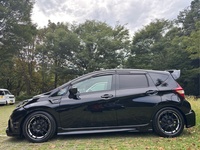 日産 ノート e-POWER eパワー メダリスト ブラックアロー(1.2)