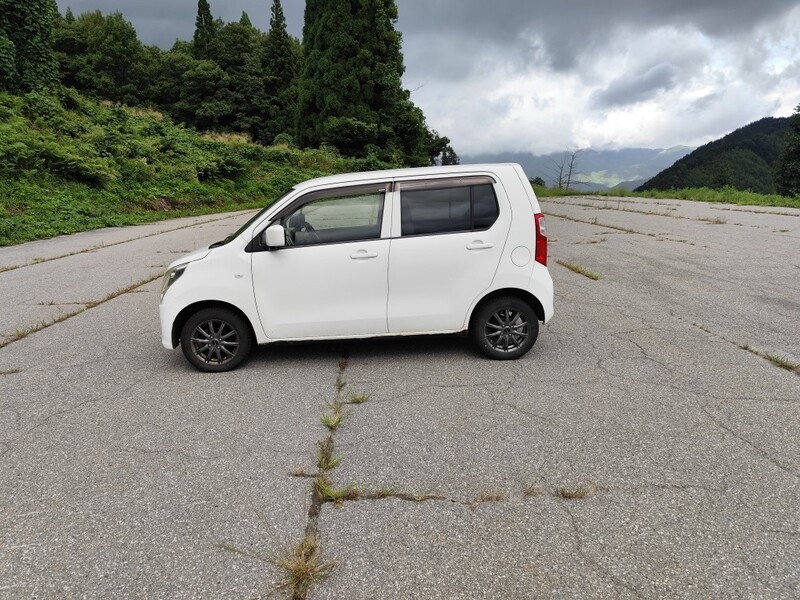スズキ ワゴンR FXリミテッド_4WD(CVT_0.66)
