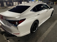 レクサス ESハイブリッド 300h“バージョンL”(CVT_2.5)