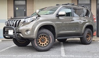 トヨタ ランドクルーザープラド TX_5人乗り_4WD(AT_2.8)