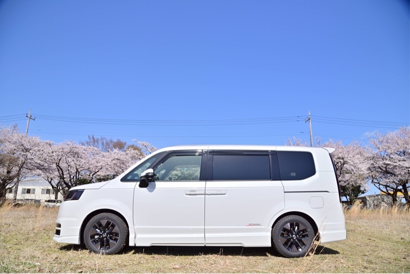 ホンダ ステップワゴン e:HEV エアー_7人乗り(CVT_2.0)