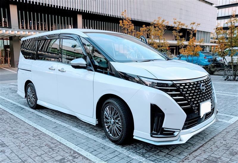 日産 セレナ